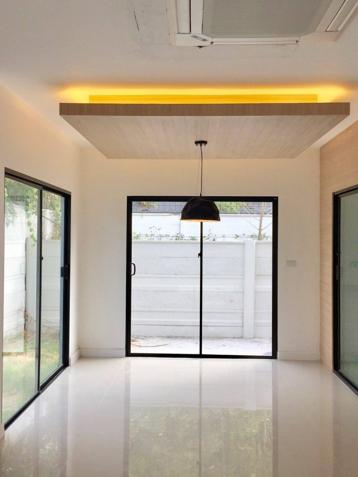 37676269_1897574943621422_4557612882681921536_n